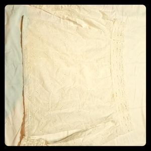 Off shoulder, white crop top